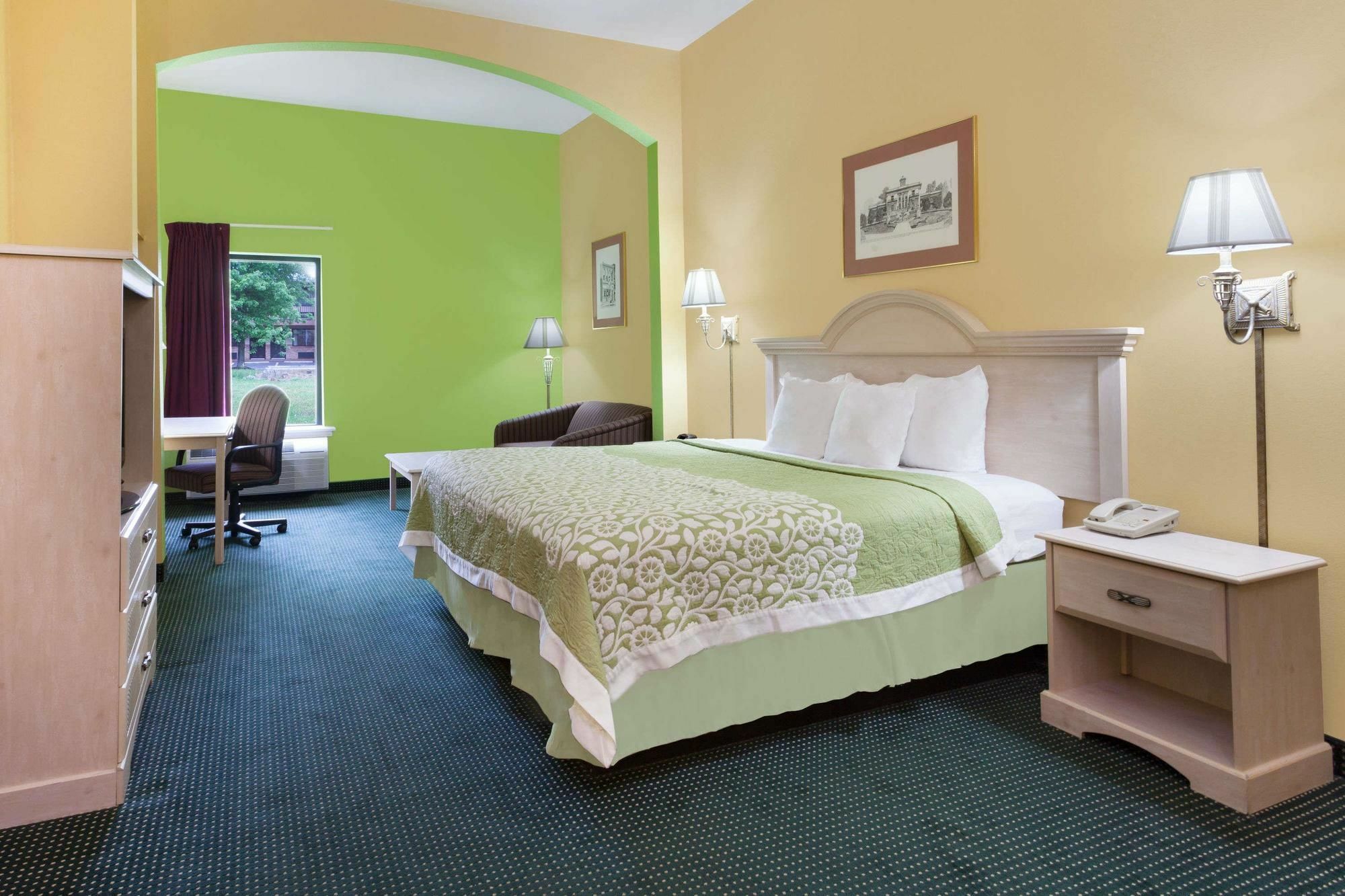 Days Inn & Suites By Wyndham Murfreesboro Εξωτερικό φωτογραφία